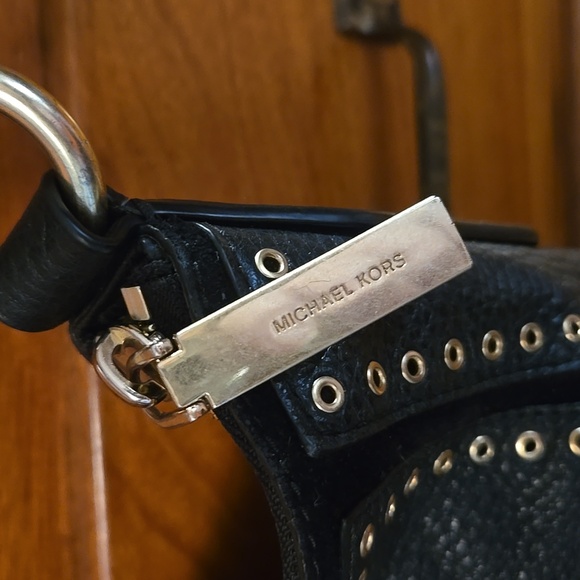 Michael Kors Black Leather Grommet Shoulder Bag - NWOT - Picture 4 of 15